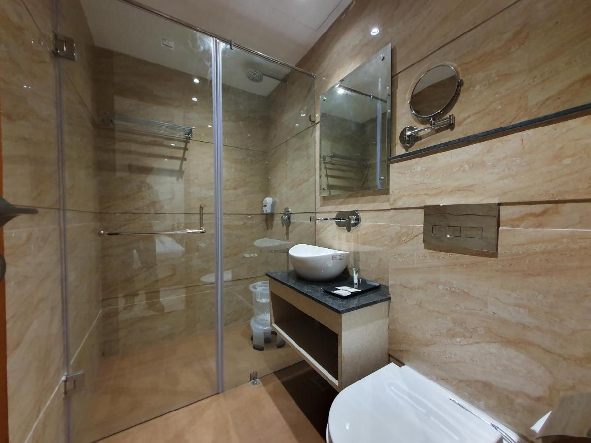 Hotel Classio Royale Amritsar Exterior photo