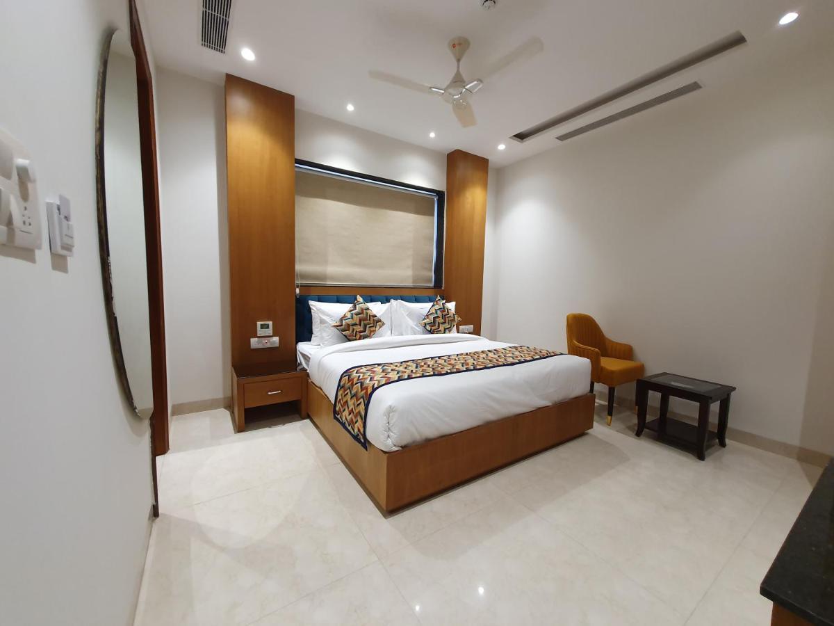 Hotel Classio Royale Amritsar Exterior photo