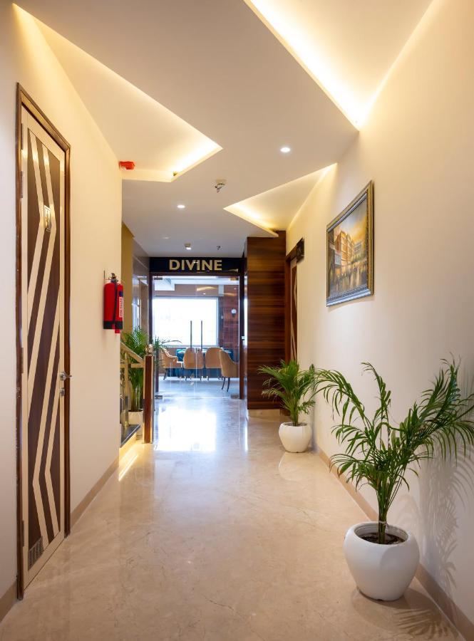 Hotel Classio Royale Amritsar Exterior photo